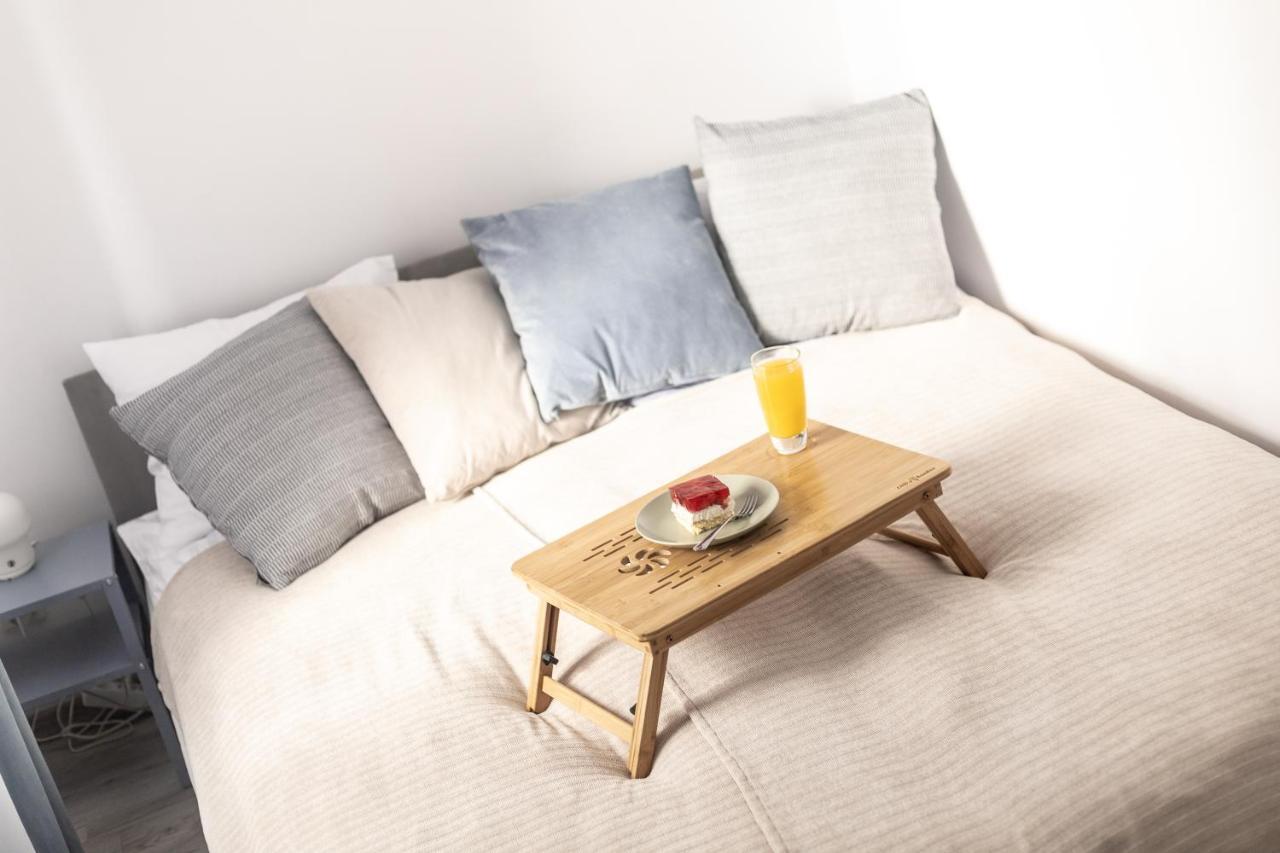 Apartament Pod Lasem Apartment Oldrzychowice Klodzkie Bagian luar foto