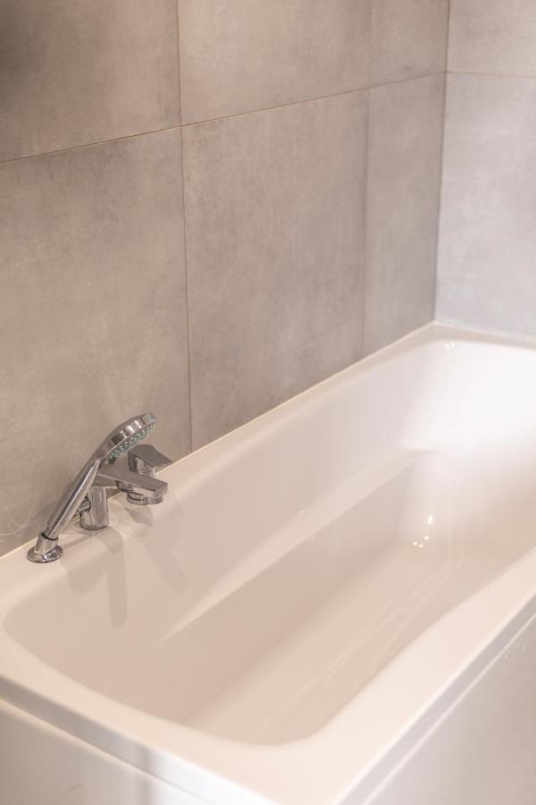 Apartament Pod Lasem Apartment Oldrzychowice Klodzkie Bagian luar foto