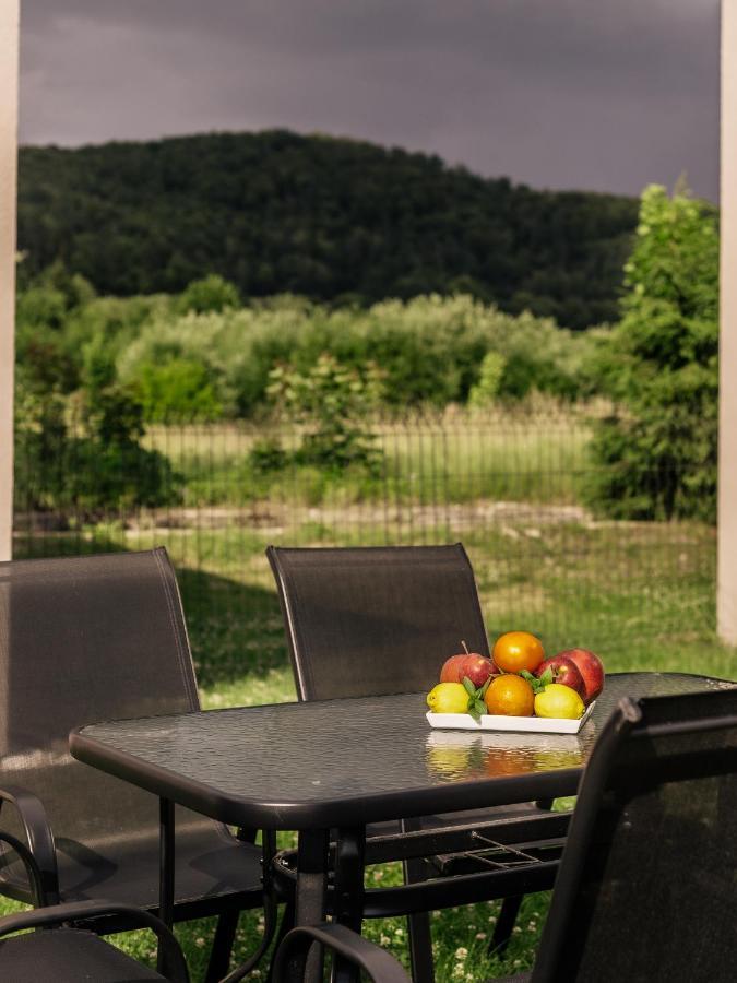 Apartament Pod Lasem Apartment Oldrzychowice Klodzkie Bagian luar foto